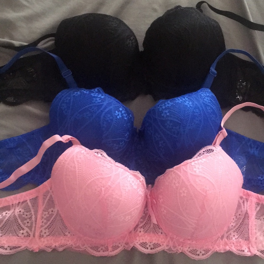 Lot of 3 bras